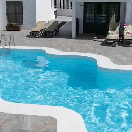 Casa Turquesa, Shared Pool Puerto del Carmen (Lanzarote)